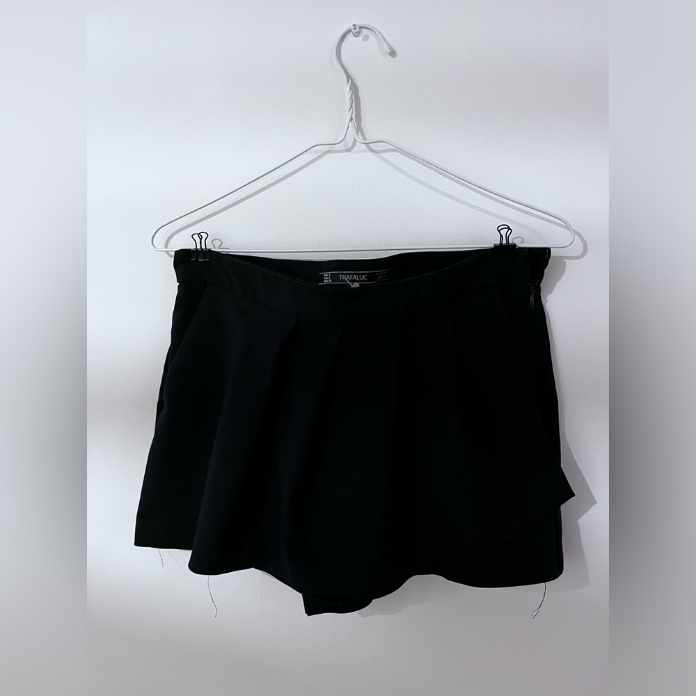 Zara black mini skort